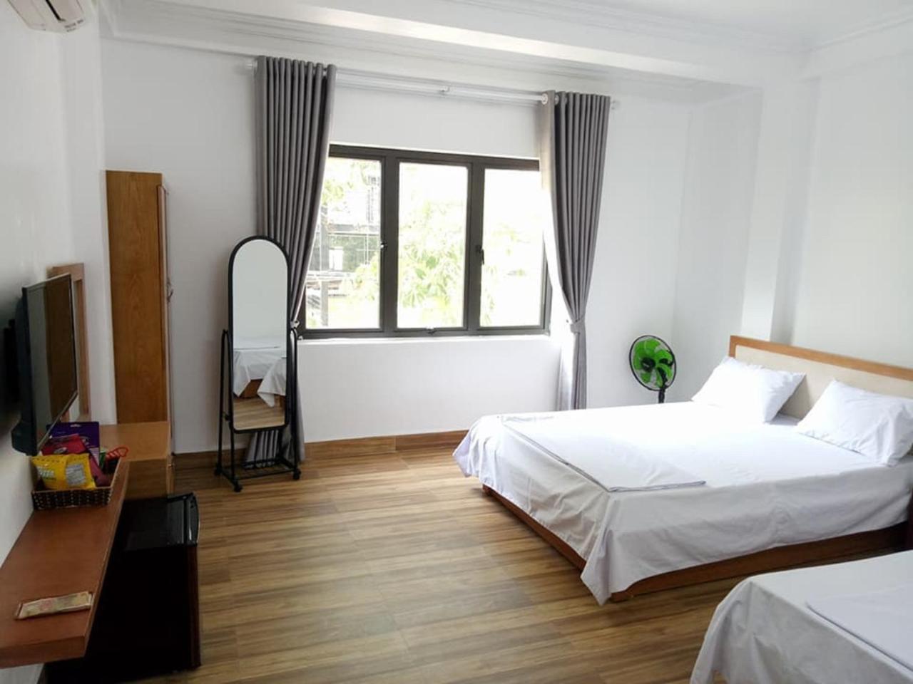 Hotel Hanh Hoa Chan Chau Esterno foto